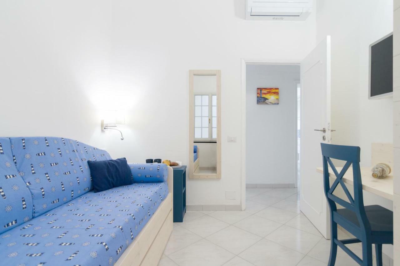 Aquamarine Relaxing Capri Suites Luaran gambar