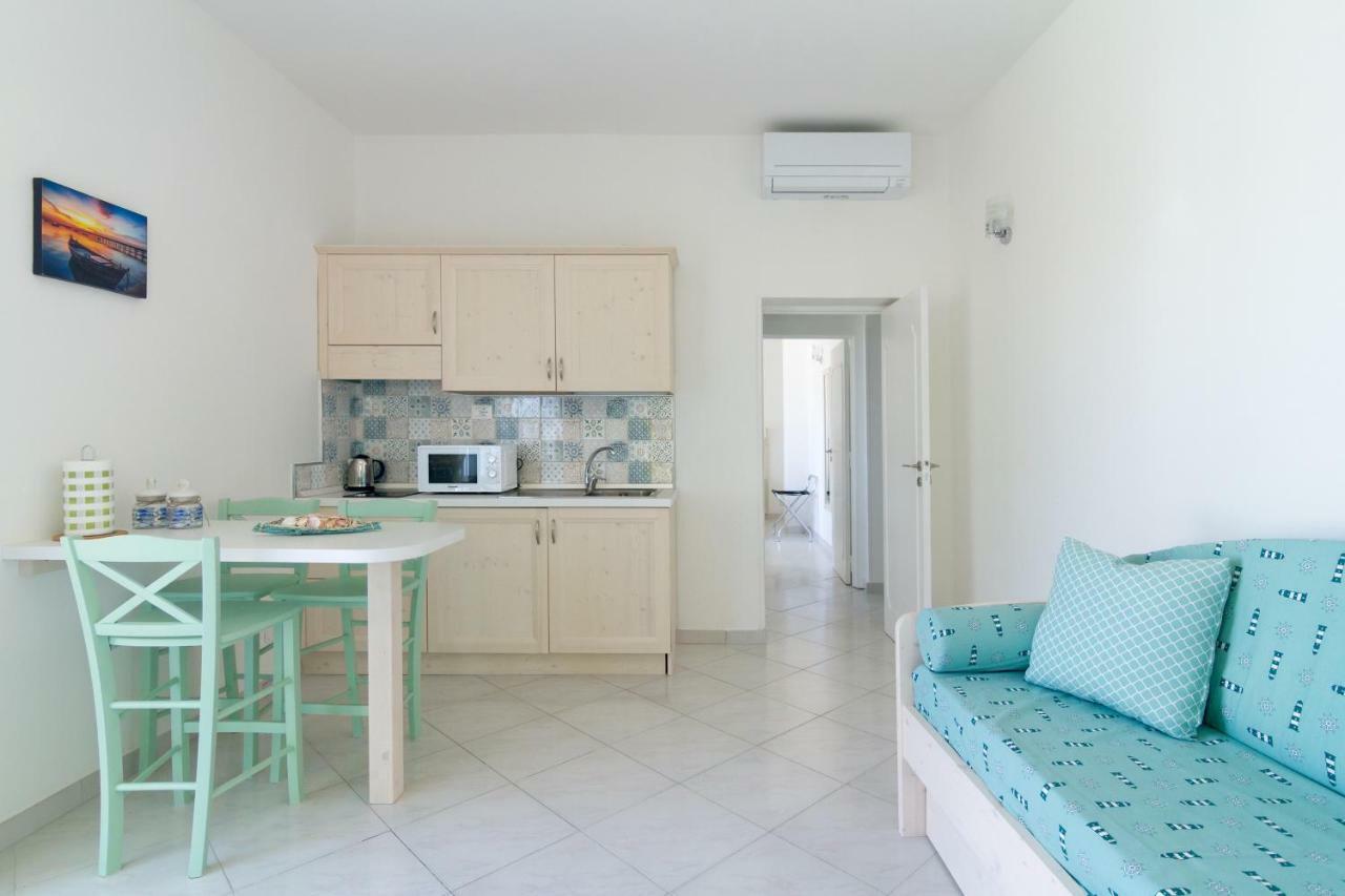 Aquamarine Relaxing Capri Suites Luaran gambar