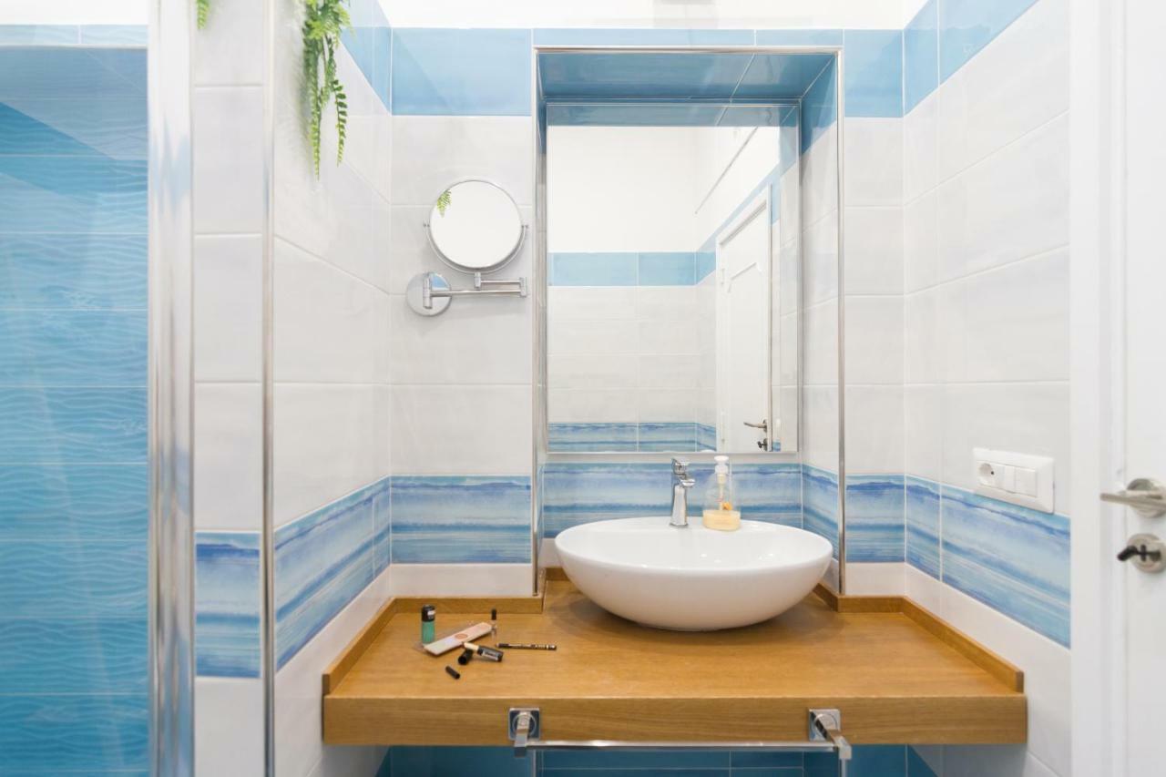 Aquamarine Relaxing Capri Suites Luaran gambar