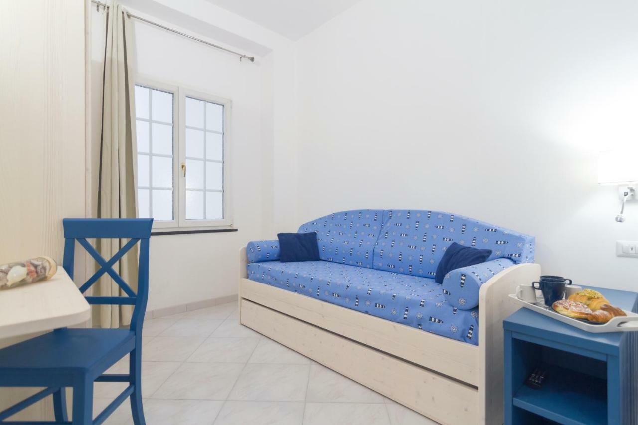 Aquamarine Relaxing Capri Suites Luaran gambar